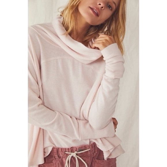 Free People Cozy Time Funnel Top Sz Medium NWT - Picture 2 of 7